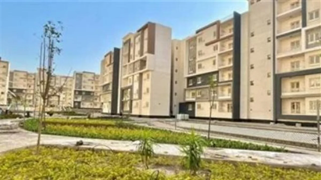 رسائل نصية جديدة.. بدء سداد أقساط وحدات سكن لكل المصريين السابعة للمستفيدين